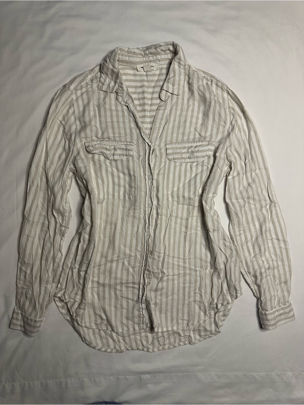 Beachlunchlounge white and light brown striped flowy button-up shirt